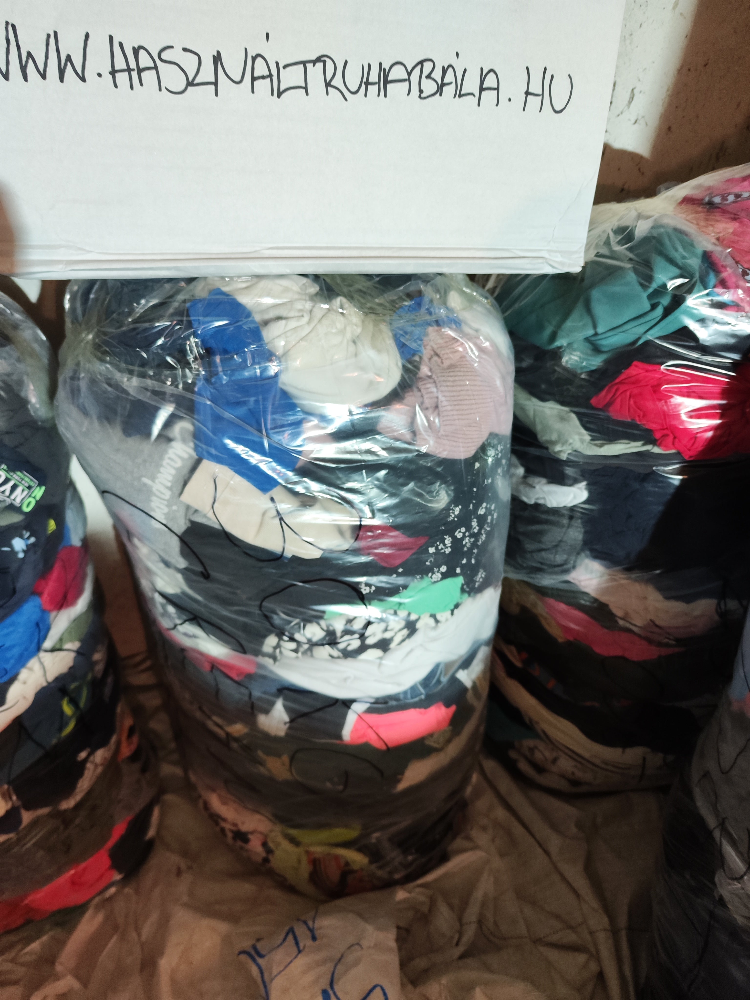 🧥 Cream kategória vegyes férfi női 30KG